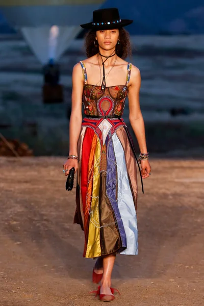 Look 79